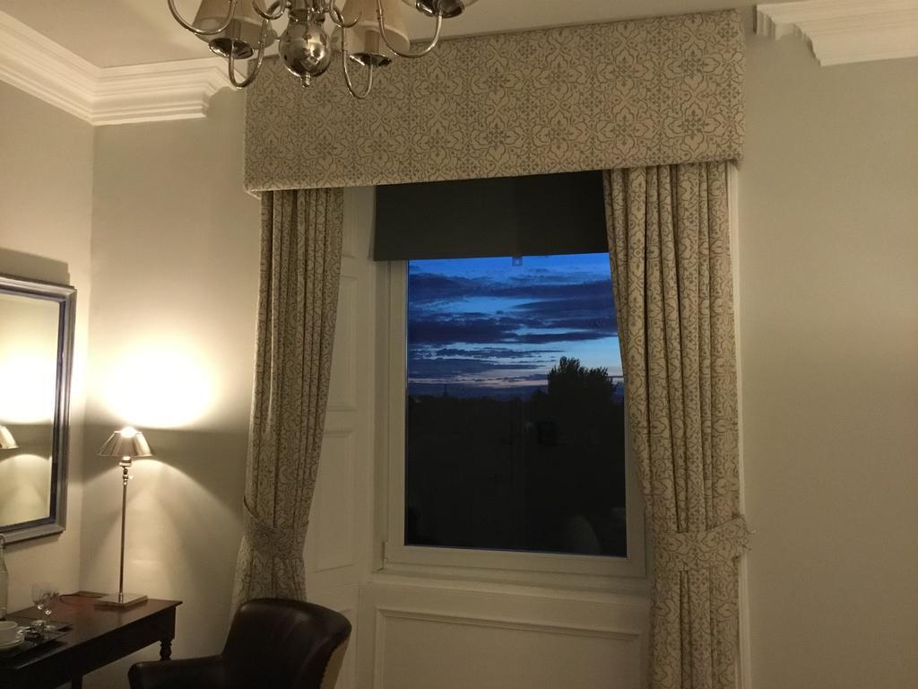 Martins Guest House Единбург Екстериор снимка