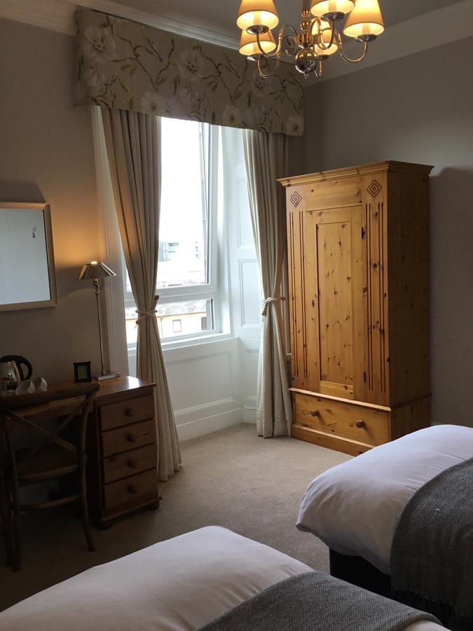 Martins Guest House Единбург Екстериор снимка