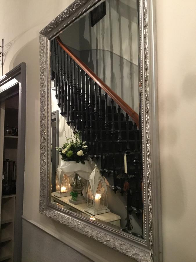 Martins Guest House Единбург Екстериор снимка